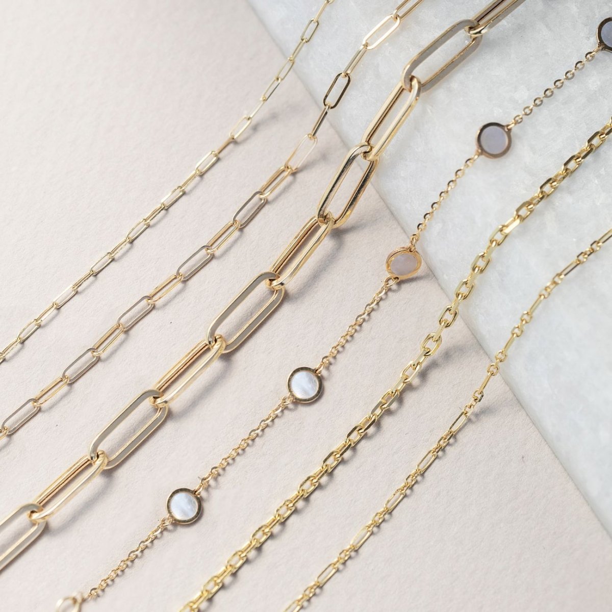 Thin Chain Link Bracelet