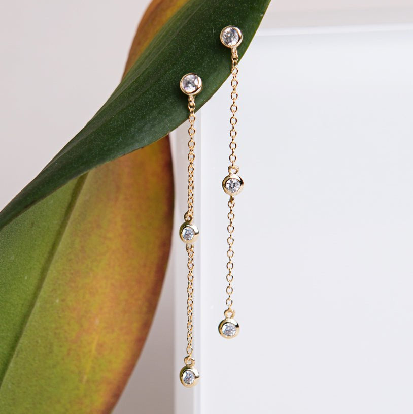 Dainty Crystal Drop Earrings, Earrings - AMY O. Jewelry