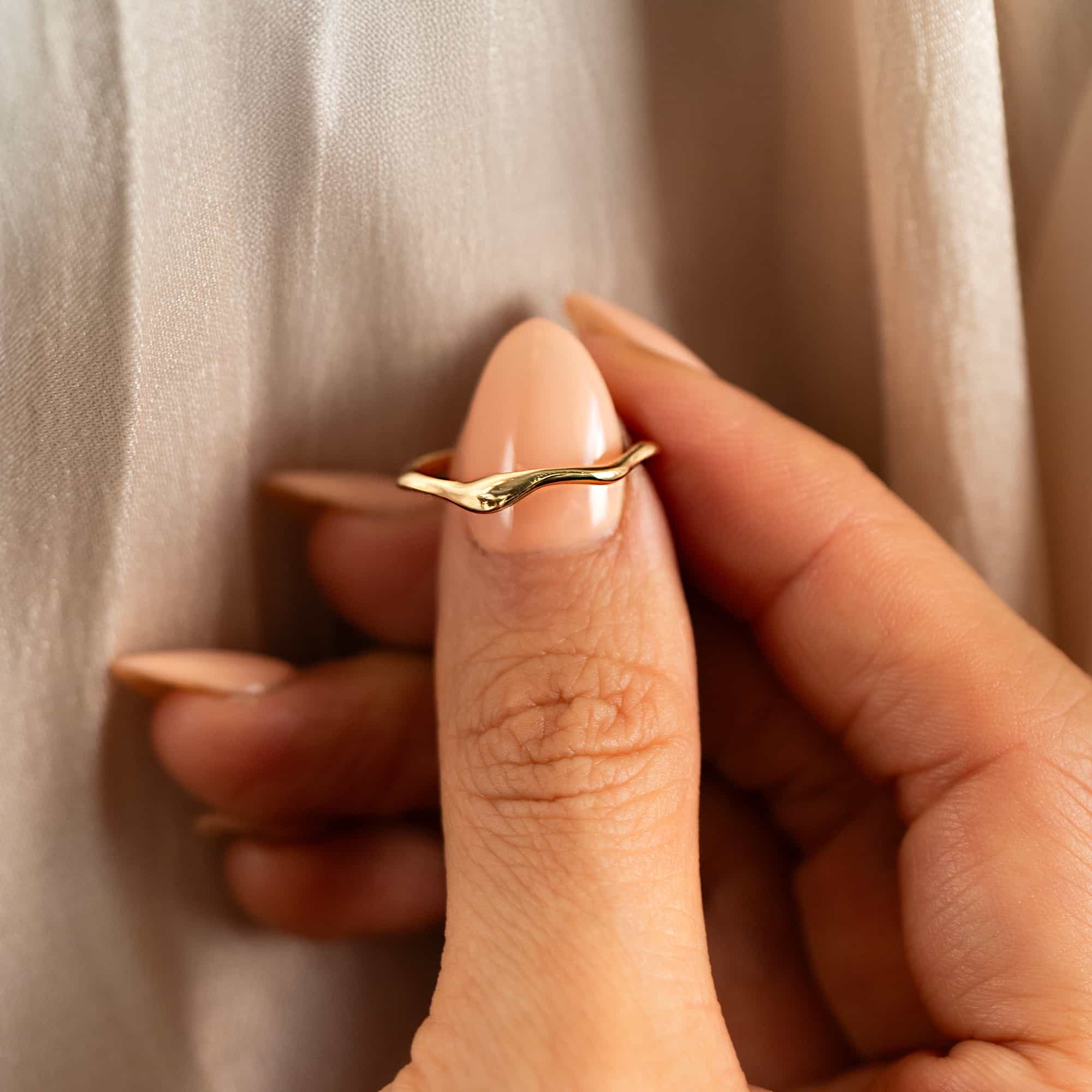 Dainty Wave Stacking Ring