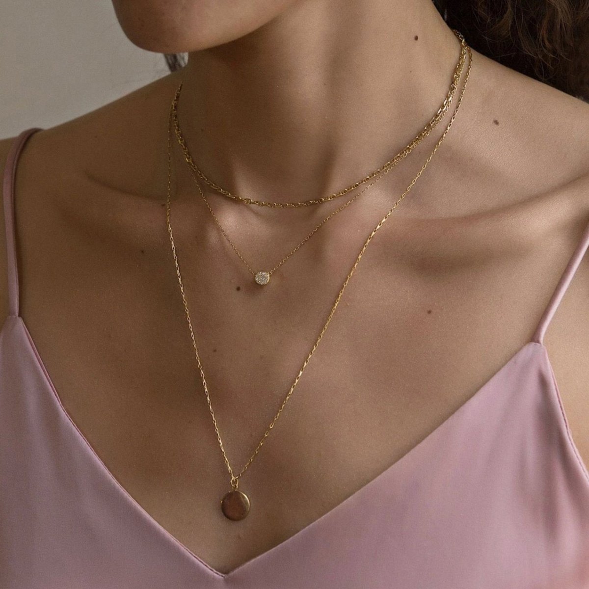 caption:Shown with Marina Chain Choker