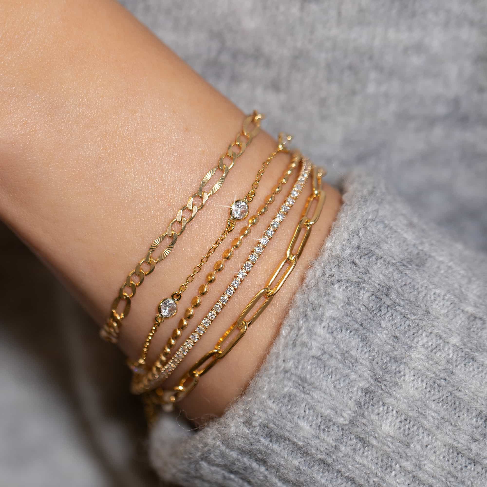 Dainty Crystal Line Bracelet