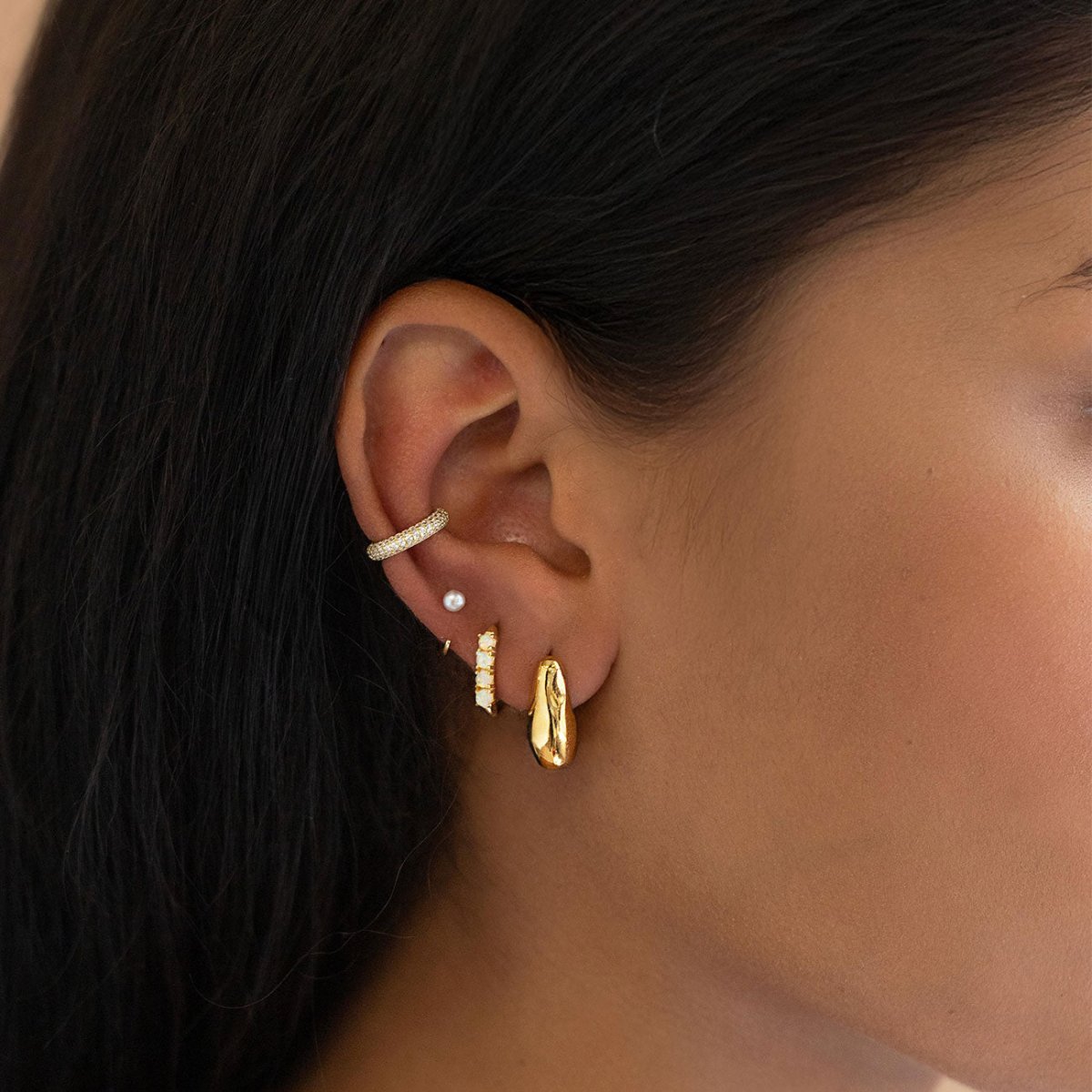 Dome Pavé Ear Cuff