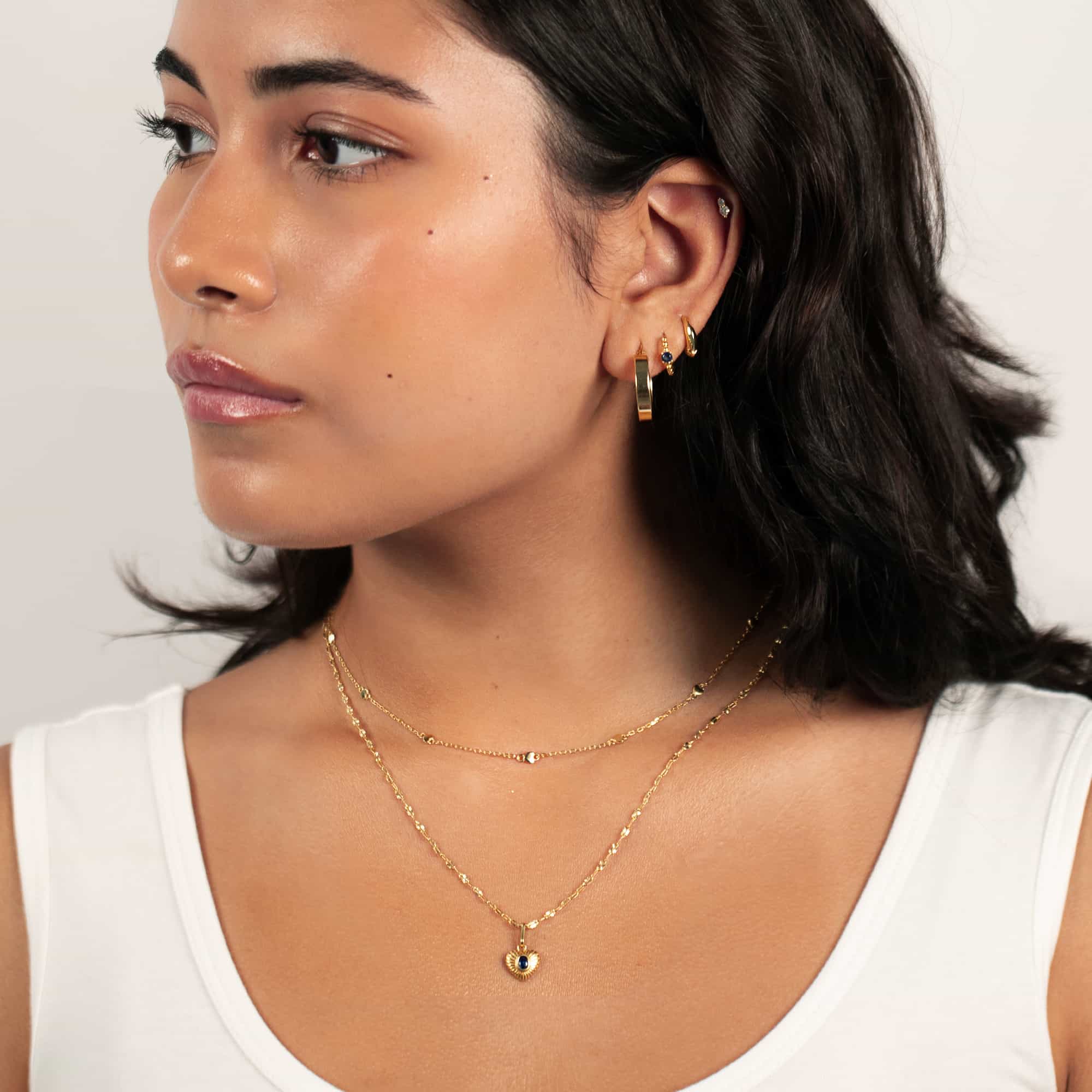 Gemstone Ridge Heart Charm Blue Sapphire