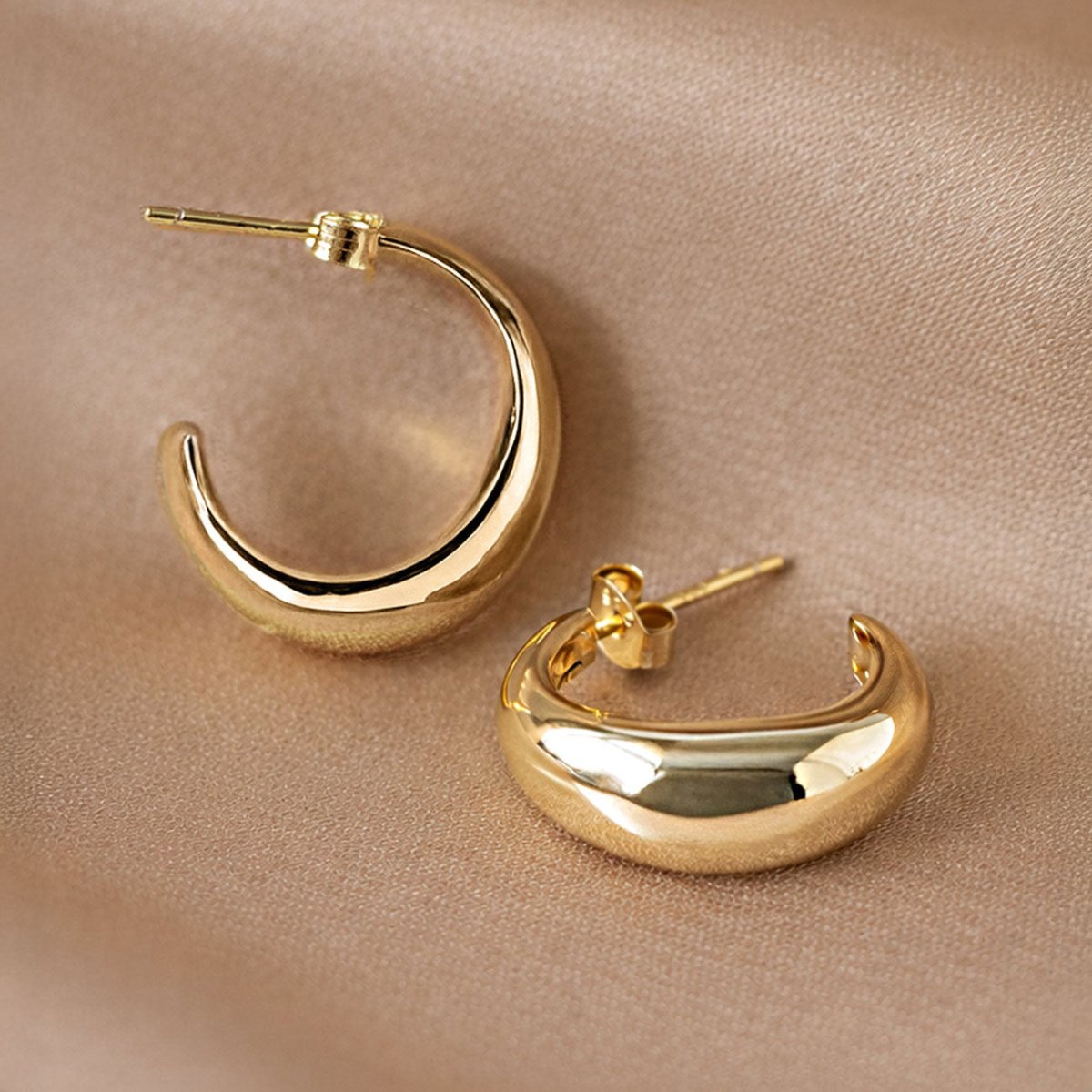 Tapered C Hoop Earrings