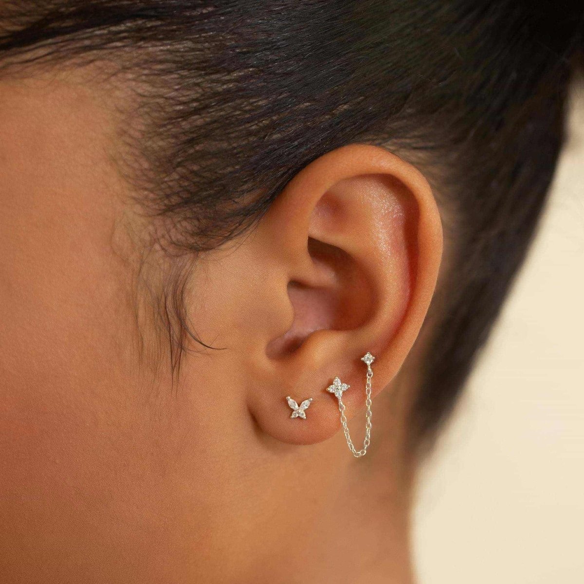 Tiny Butterfly Flor Studs Set