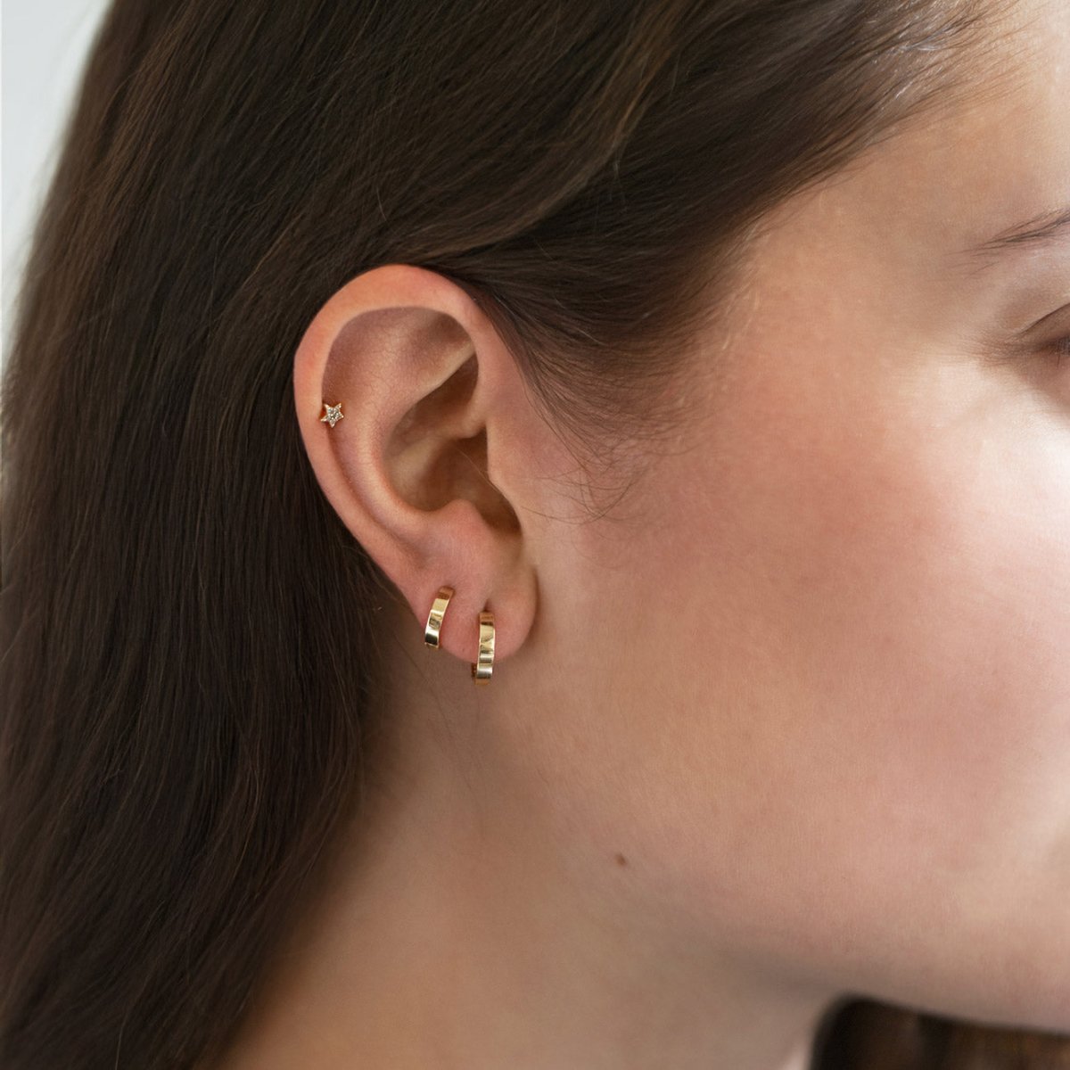 Flat Boyfriend Huggie Hoops