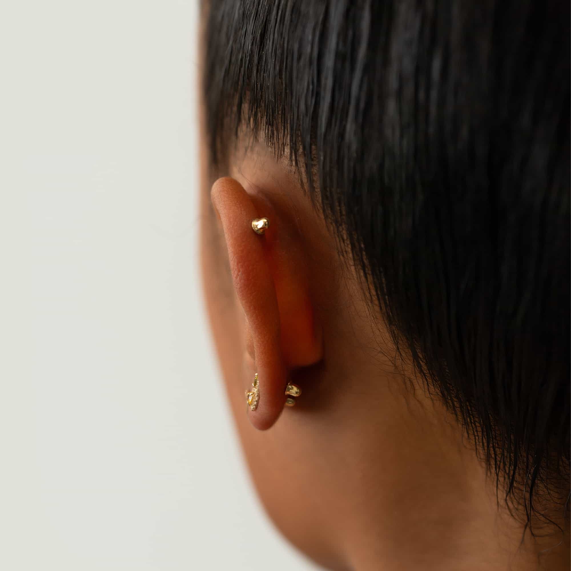 Diamond Stud Earrings, 18 Karat White Gold Screwback Earring Backs, 1 Pair