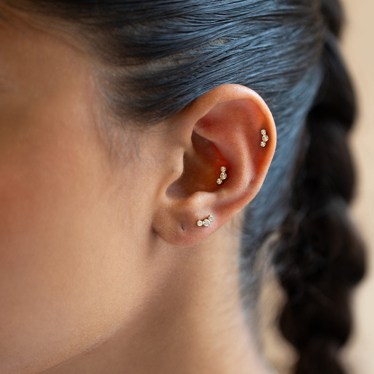Tres Pavé Curve Flat Back Earring