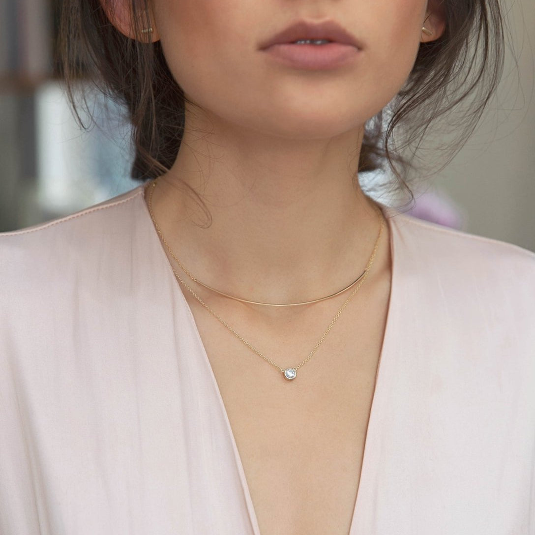 Curved Bar Necklace