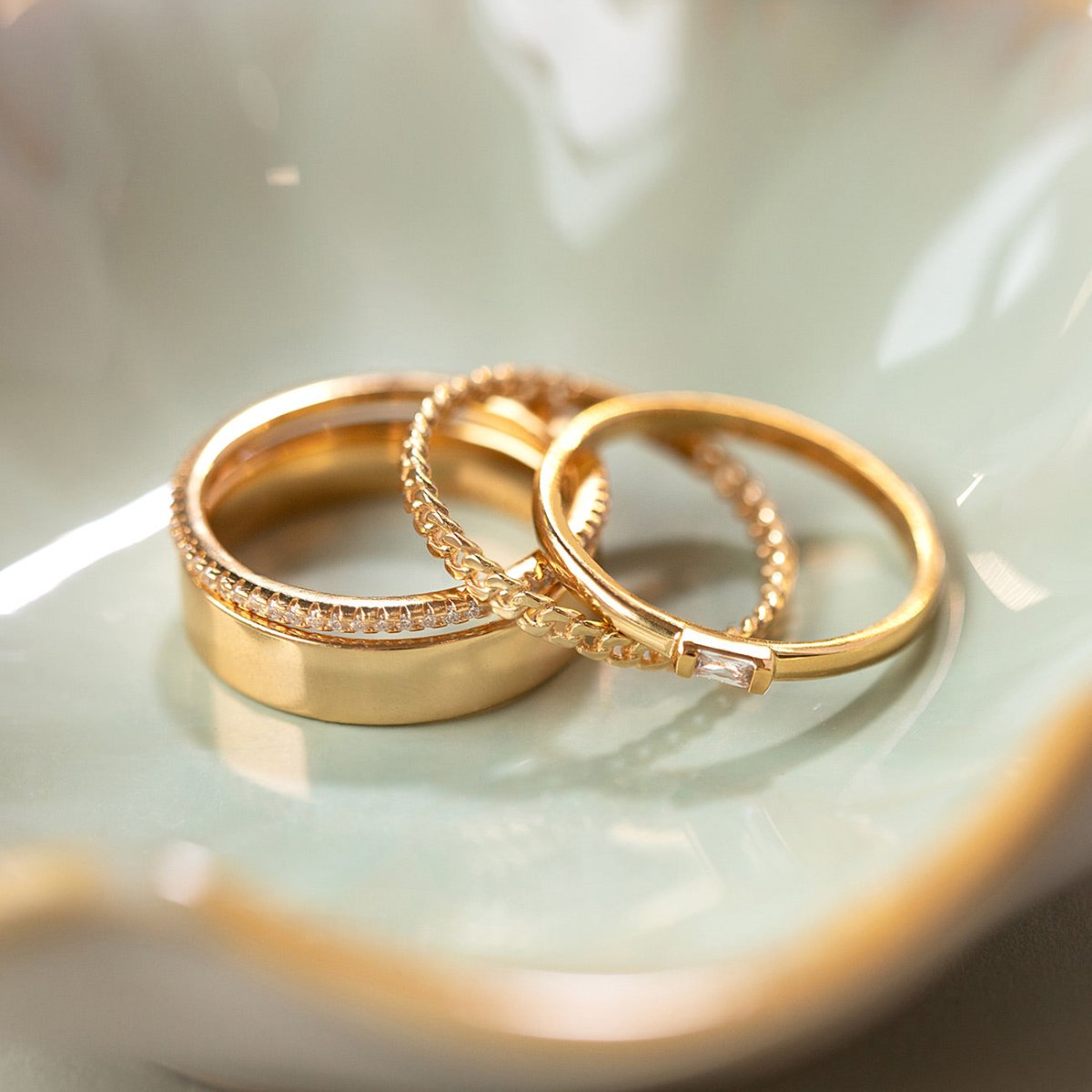Pavé Eternity and Band Ring Set