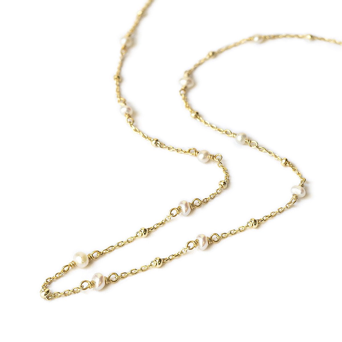 Dainty Pearl Choker Necklace