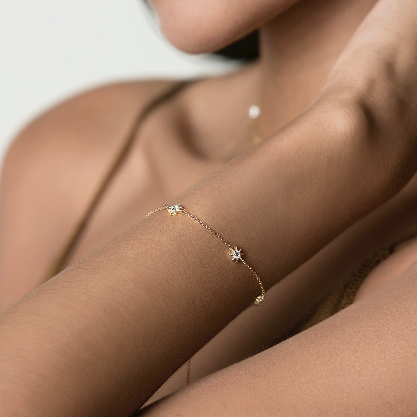 Delicate Rose Gold Star Chain Bracelet