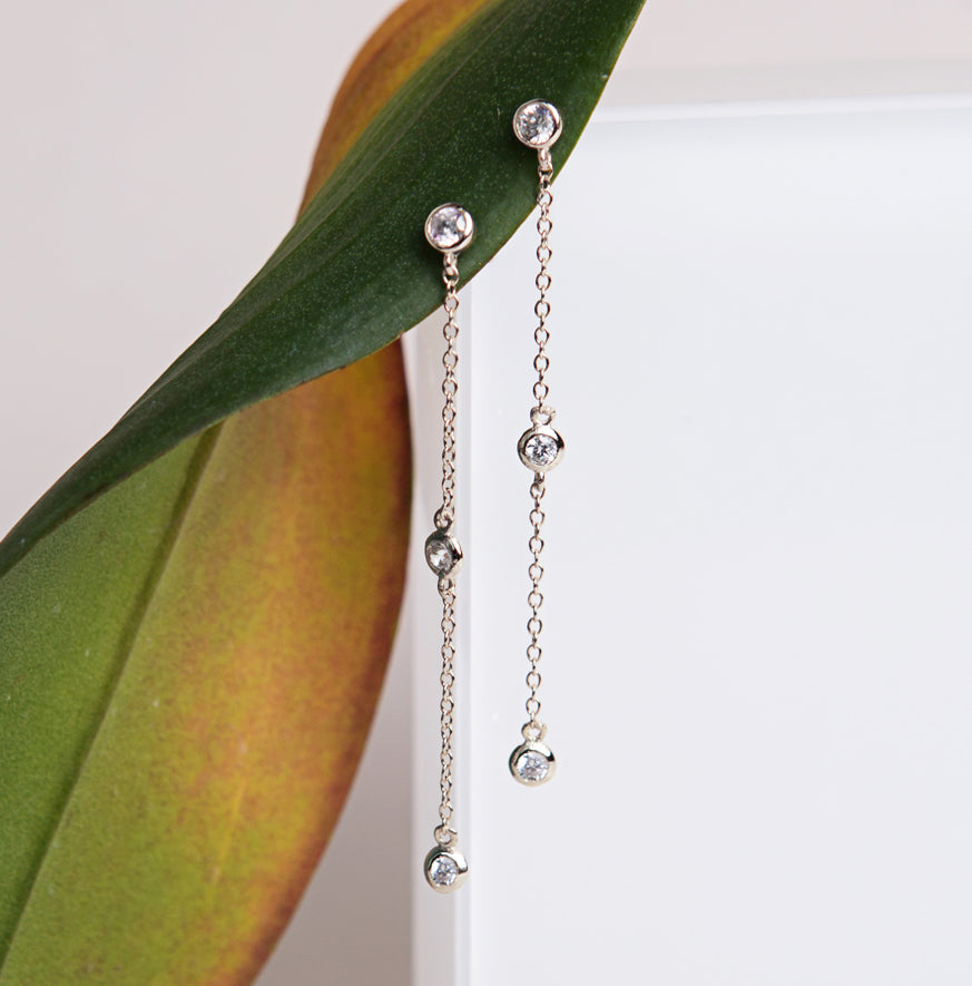 Dainty Crystal Drop Earrings, Earrings - AMY O. Jewelry