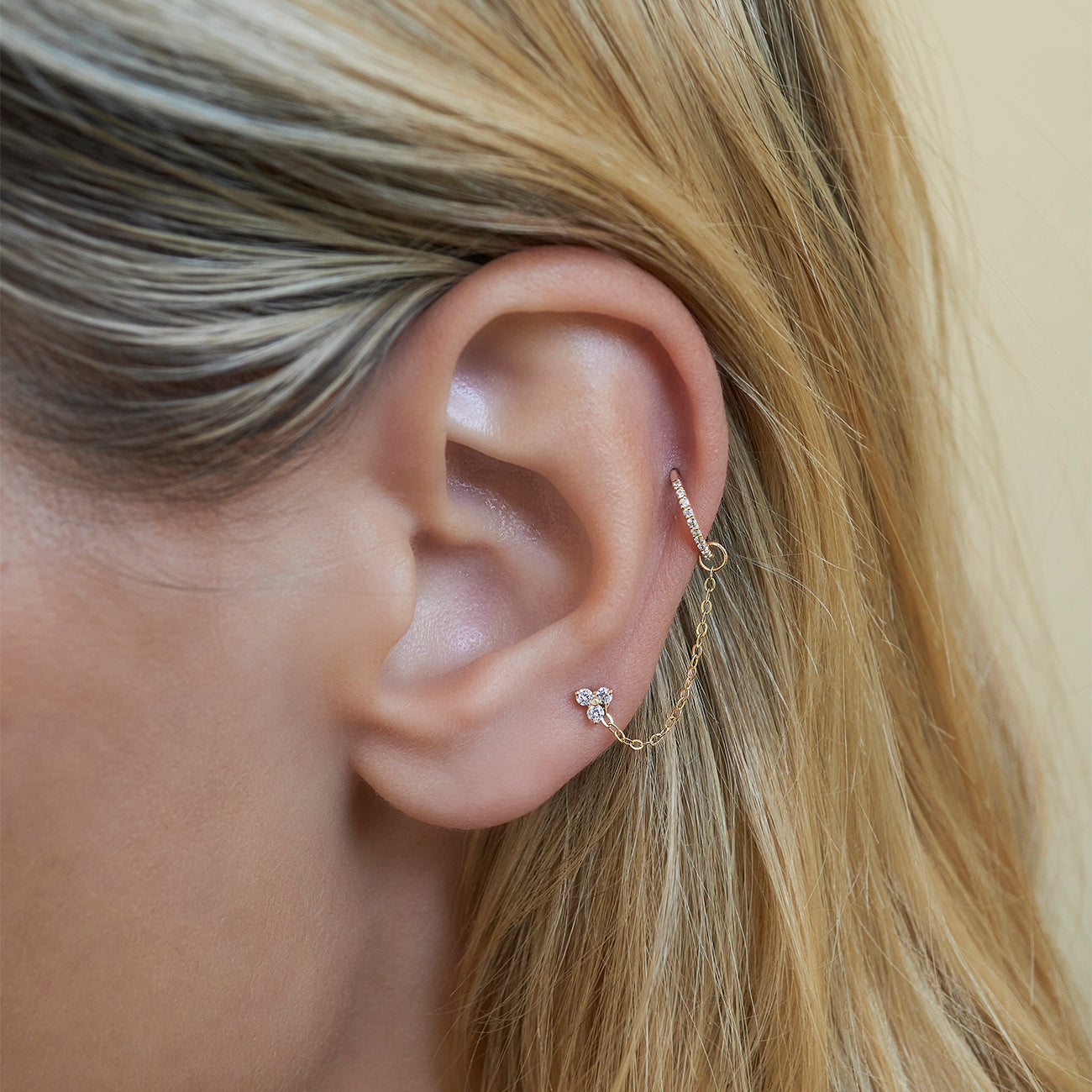 Details 259+ small earrings for upper ear best
