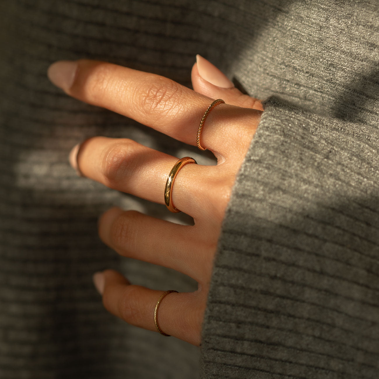 Thin Band Ring